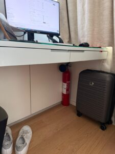 Extincteur sous bureau particulier 1